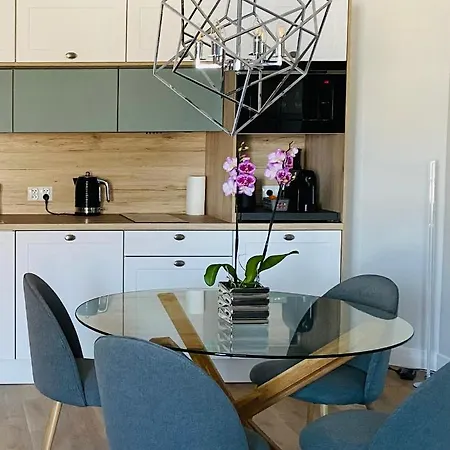 Prinzessin Agnes * 미엥지즈드로예